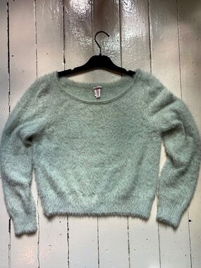 Vintage Size XS Victoria Secret Mint Green Cropped Sweater